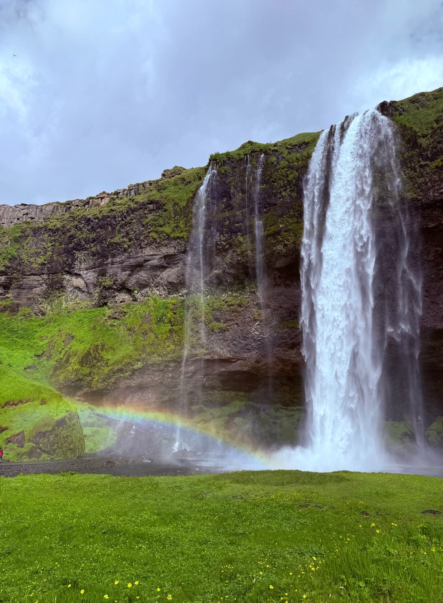 塞里雅兰瀑布 Seljalandsfoss